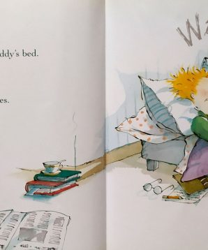 Alternative view of Didi and daddy on the promenade