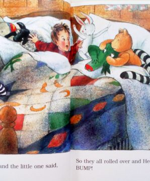 Alternative view of Ten in the bed