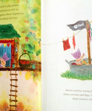 Alternative view of Salty and Button